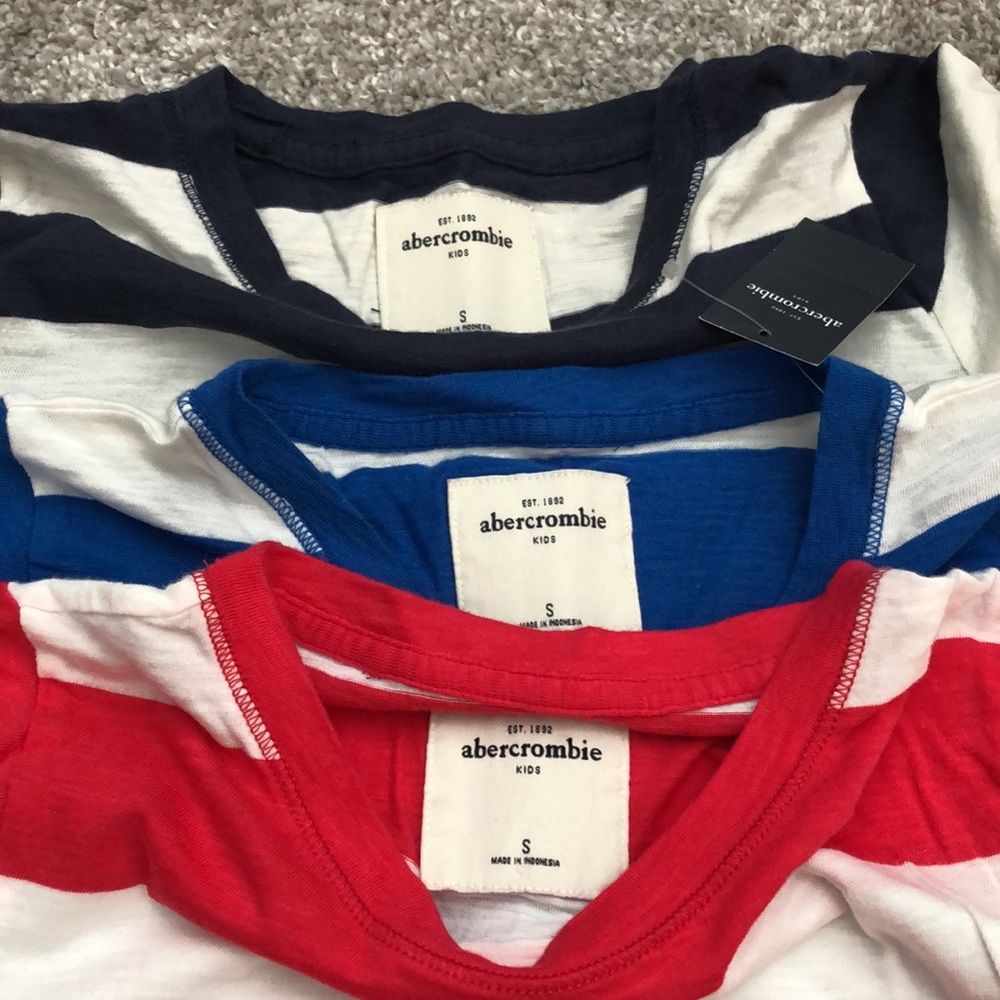 Bundle of 3 Abercrombie Kids Cropped Shirts - Picture 2 of 2